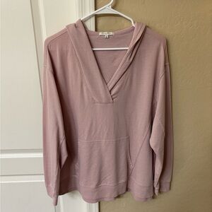 Z Supply V Neck Weekender